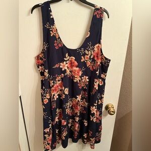Torrid Floral Sleeveless Women’s Tank  Top